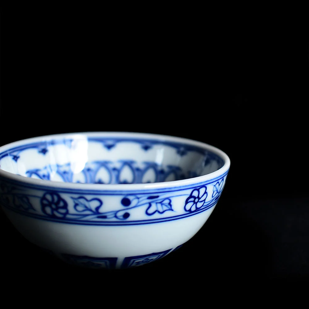 Hand Painted Bao Xiang Pu-erh Tea Cup