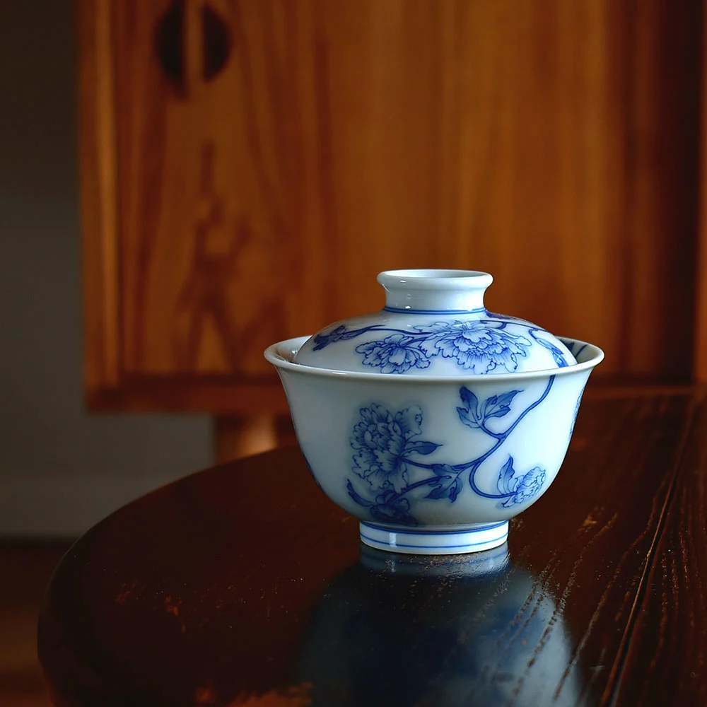 Hand Painted Peony Gaiwan