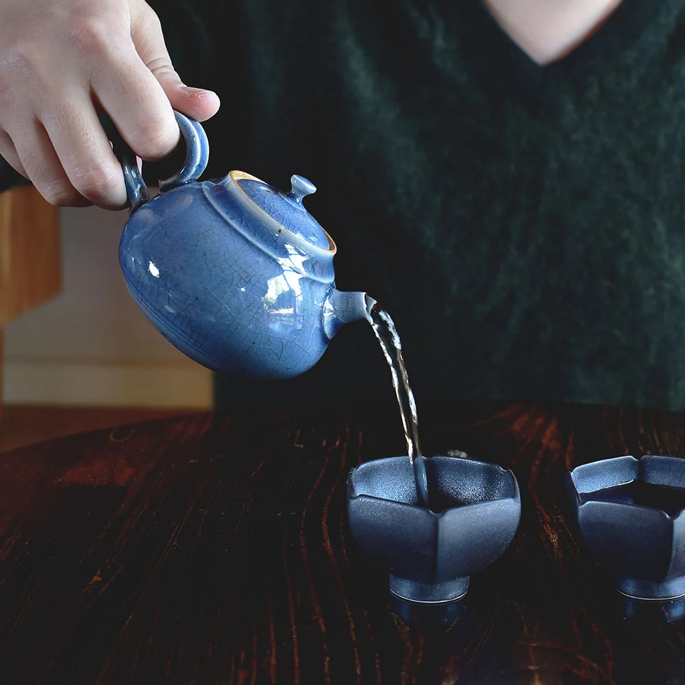 Stoneware Clay Powder Sprinkling Small Teapot - Short