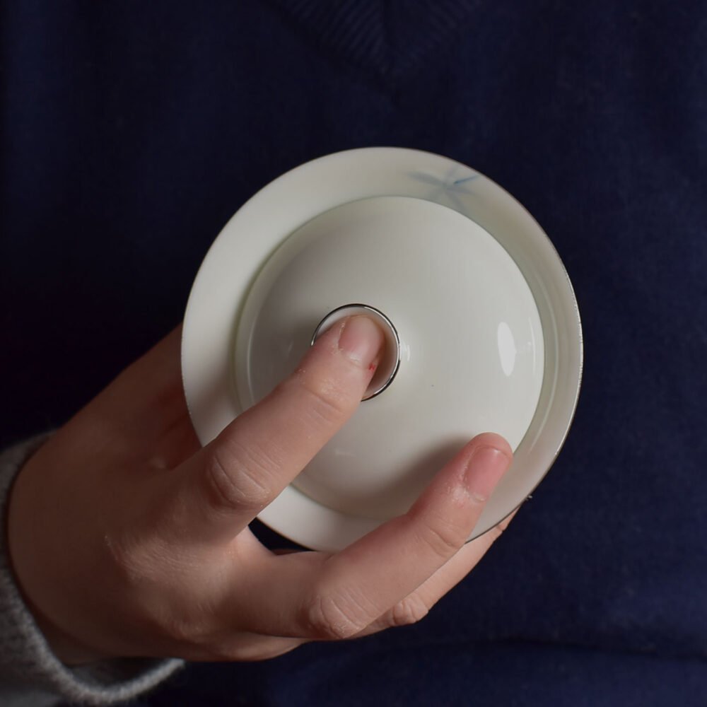 Thin Porcelain Okra Flower Gaiwan with Silver Trim