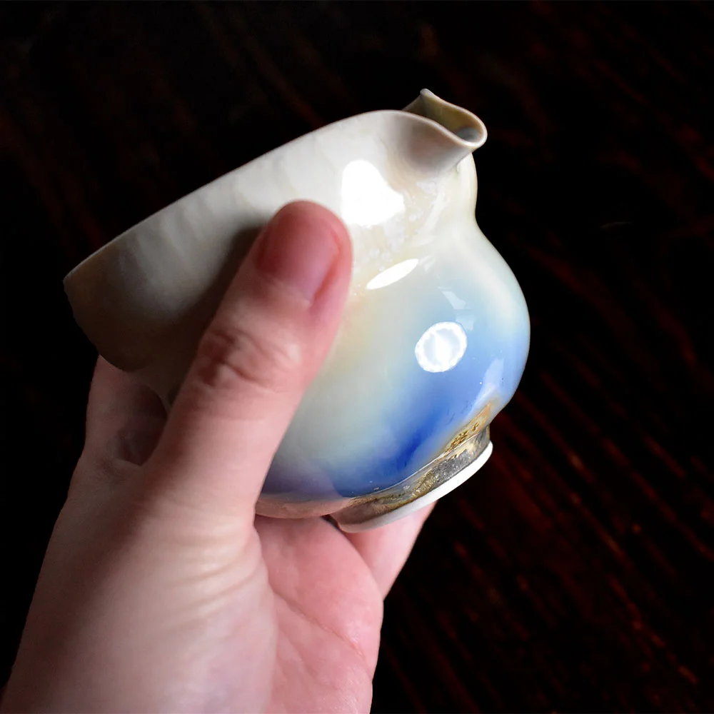 Kiln-Transformed Aurora Blue Glaze Gourd-Shaped Fairness Cup