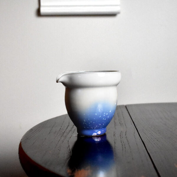 Kiln-Transformed Aurora Blue Glaze Gourd-Shaped High Fairness Cup